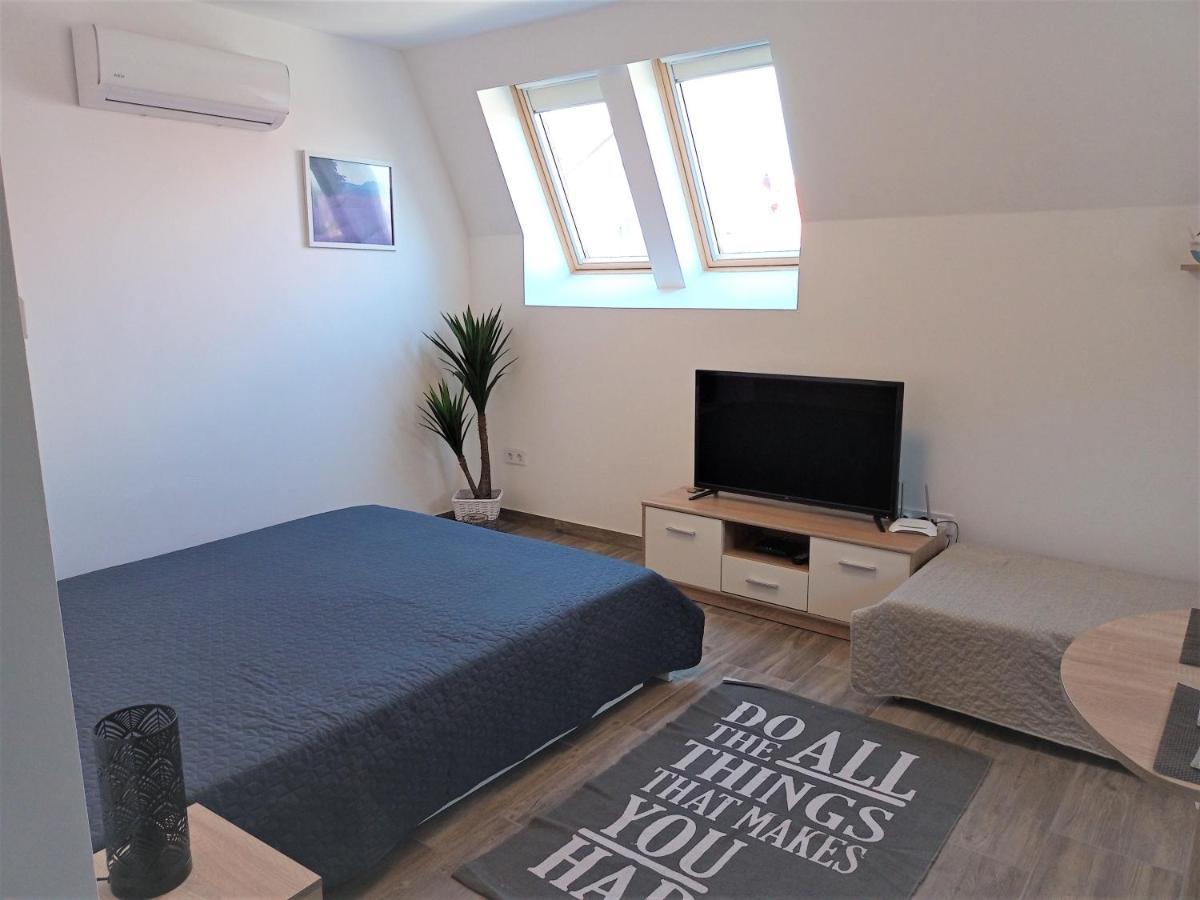 Szellorozsa Apartman Fonyód Esterno foto