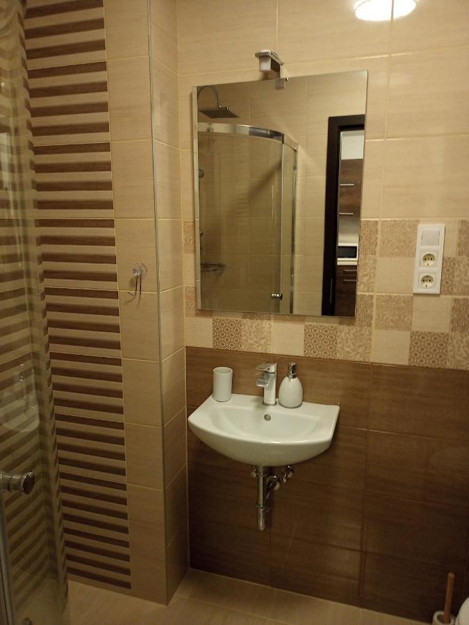 Szellorozsa Apartman Fonyód Esterno foto