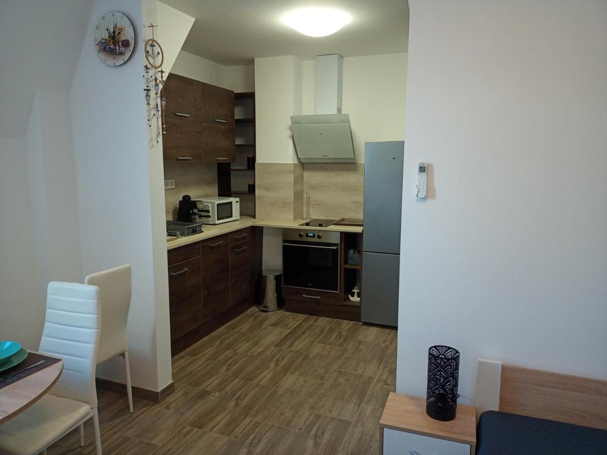 Szellorozsa Apartman Fonyód Esterno foto